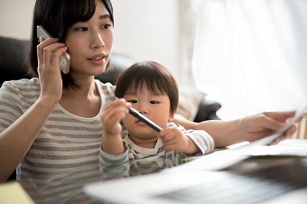 現職では、リモートワークがないのですが、法務職でもリモートワークは可能でしょうか。 子供が小さいこともあり、リモートワークがあると働きやすさが増します。